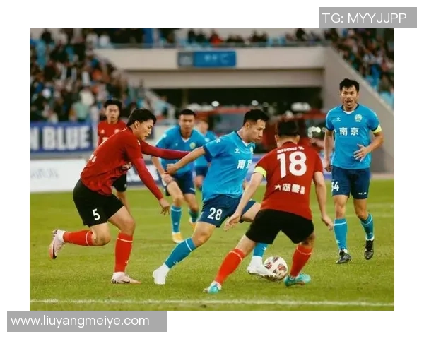 南京足球队战术变革引发热议全新打法助力球队崛起